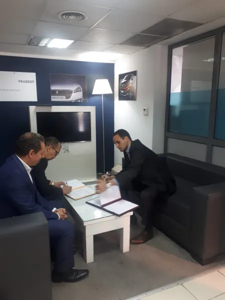 توقيع عقد شراكة بين Peugeot Algerie  و &quot;Michelin &quot;SATI